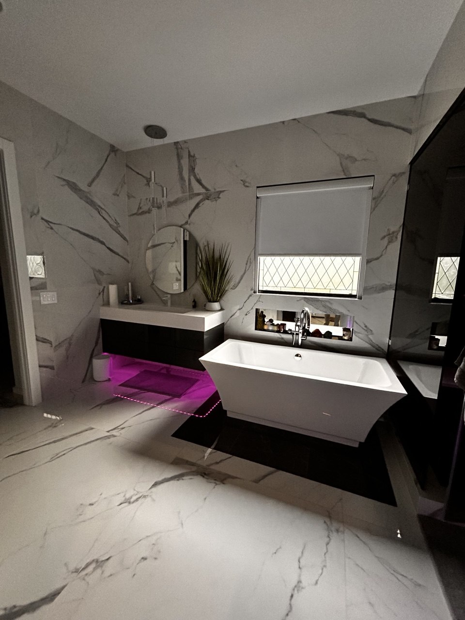 Countertops, Quartz, Granite, and Natural Stone